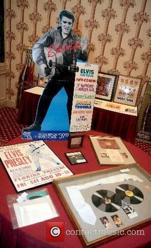 Elvis Presley, The Rock 'n' Roll Celebrity Memorabilia Fame Bureau Auction